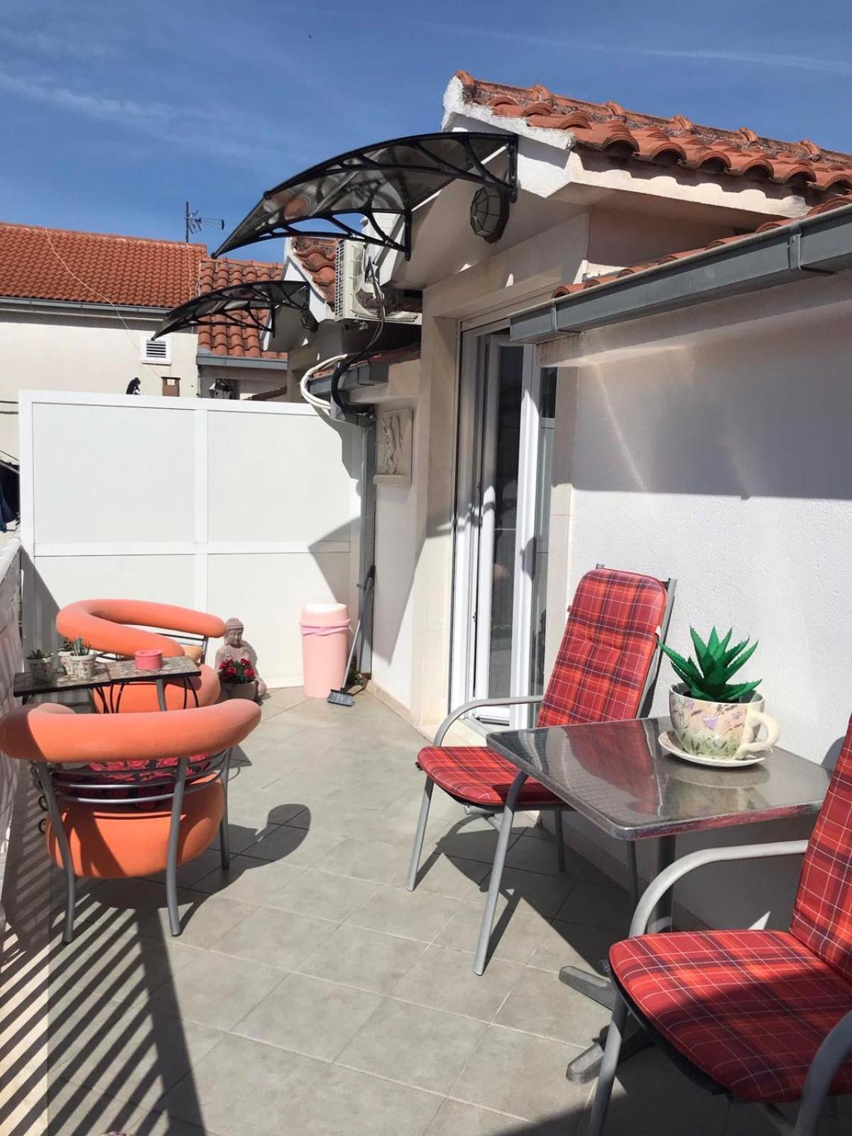Marica Apartment *